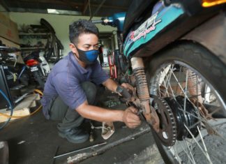 Meningkat tiga kali sejak Januari, alat ganti motor bakal naik lagi!