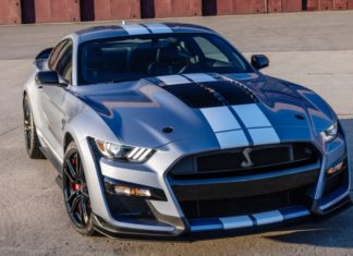 Empat unit Ford Mustang Shelby GT500 dicuri dari kilang
