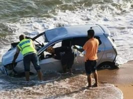 Doktor wanita trauma Perodua Axia terbabas ke laut