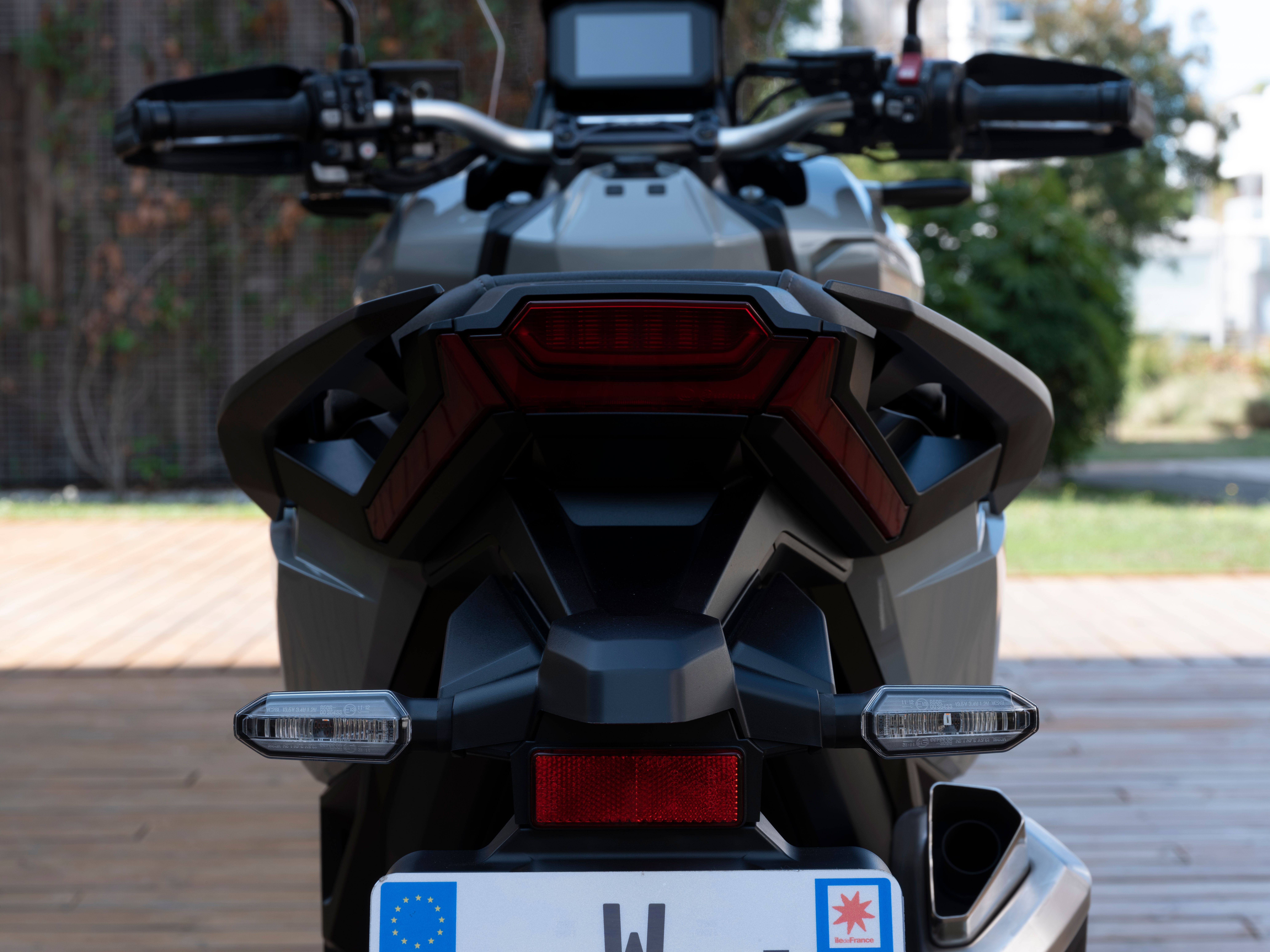 X-ADV