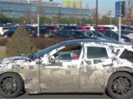 SUV prototaip Ferrari dikesan di jalan raya, kotor dan berdebu!