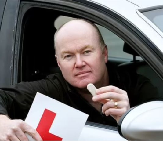 Gadis ini tak mahu jalani ujian memandu, bagi alasan tak munasabah….