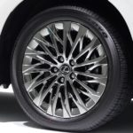 Lexus LM350 – 012