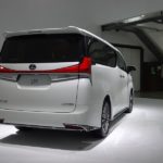 Lexus LM350 – 08