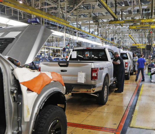 Toyota potong jualan kenderaan di AS, Ford dan GM tak panik