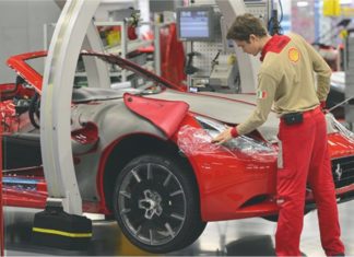Mahu kerja dengan Ferrari? Perlu patuhi 5 syarat ini….