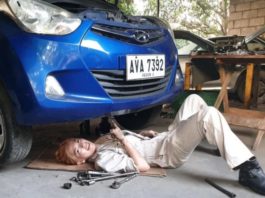 Bos bengkel seorang wanita cantik, pelanggan lelaki ‘menggatal’ datang servis kereta