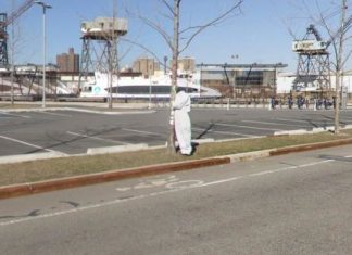 Manusia tanpa kepala muncul di Google Maps