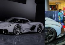 Kanak-kanak ini slumber pijak lip Koenigsegg Jesko Absolut