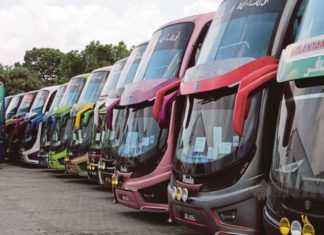 Tiket laris, ketiadaan pemandu bas kritikal