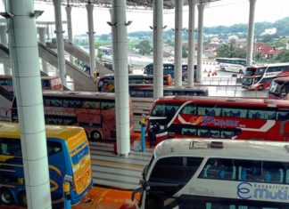 Pemandu bas meludah boleh dikenakan tindakan