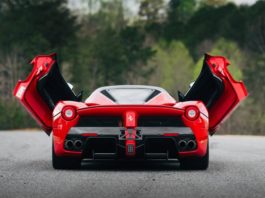 Lelongan termahal dalam talian, LaFerrari Aperta dijual pada harga RM23 juta