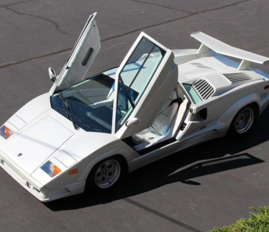 Model epic Lamborghini Countach ‘Wolf of Wall Street’ dijual pada harga lelong RM3.2 juta