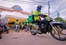 105 ‘Abang Grab’ bantu agih daging korban kepada 800 asnaf