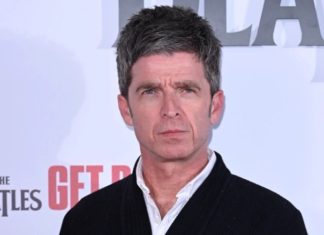 Penyanyi Oasis jual kereta klasik kerana tidak tahu memandu