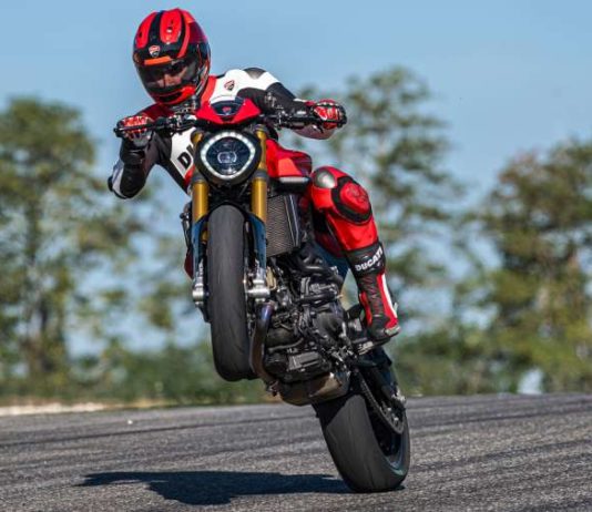 Ducati Monster SP – Ini perbezaan varian paling ringan dan lincah segmen naked itu