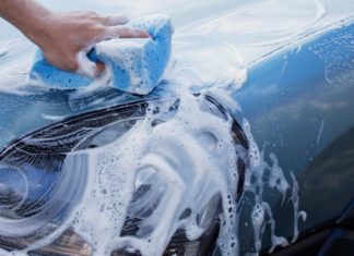 Ambil kesempatan alasan pelanggan baru, pekerja cuci kereta ‘ketuk’ harga