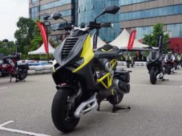 Italjet Dragster masuk dua varian di Malaysia, 125cc dan 200cc. Harga dijangka bermula RM30K!