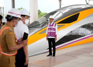 Kereta api kelajuan tinggi Indonesia di fasa terakhir, Jokowi ajak Presiden China naik bulan depan