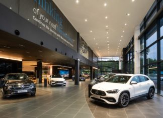 Pakai Mercedes-Benz tapi liat bayar pinjaman Mara