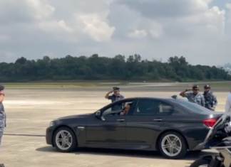 VIDEO: Sultan Brunei pandu sendiri BMW bersama Datuk Seri Anwar Ibrahim