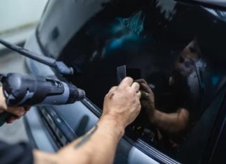 Anthony Loke: Ibu bapa yang ada anak kecil jangan pasang cermin gelap