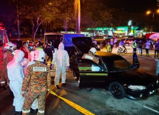 Mayat sudah membengkak ditemui dalam Proton Wira