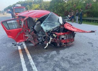 Seorang maut, dua lagi cedera selepas Perodua Myvi terbabas langgar lori