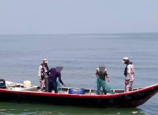 Dicekup ketika tarik naik bubu naga