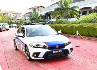 Penguatkuasa MBSJ kini guna Honda Civic FE