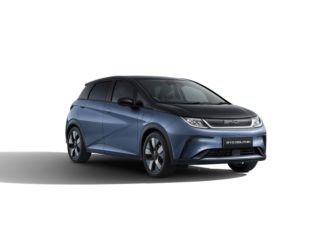 Versi euro BYD Dolphin dah ada di pusat jualan, 17 peratus lebih murah daripada Eropah