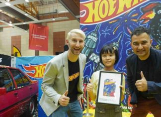 Kanak-kanak pertama cipta karya rekaan tangan pek bungkusan Hot Wheels