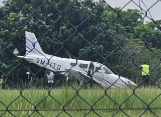 Pesawat ringan tergelincir di Melaka