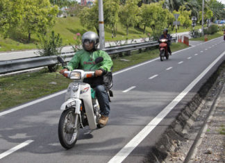 Menteri : Kerajaan pertimbang bina lorong motor di lebuh raya