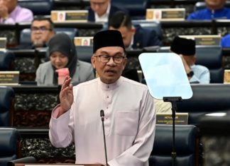 Bajet 2024 : RM1.63 bilion bina, naik taraf jalan kampung dan desa
