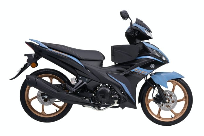Yamaha 135LC Fi SE biru (2023)2