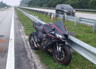 Pekebun maut motosikal terbabas di LPT2