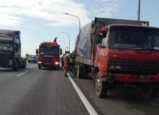 Penunggang Yamaha LC 135 maut rempuh belakang lori