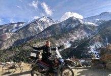 Pemuda Thailand ini menunggang Honda Wave sejauh 2,589km demi lihat salji