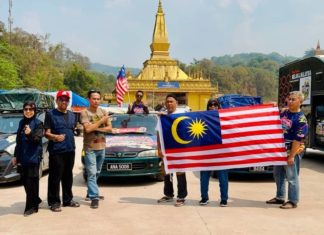 Juruterbang pandu Proton Wira misi Jelajah Malaysia ke Mekah