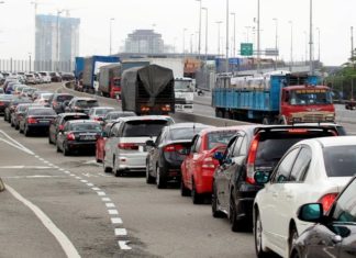 Anthony Loke: Pemandu Singapura perlu selesaikan saman sebelum keluar Malaysia