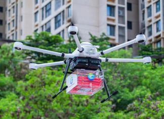 Universiti di China hantar surat tawaran kemasukan guna dron