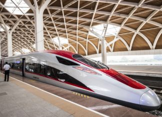 China setuju sambung Whoosh hingga Surabaya tapi…