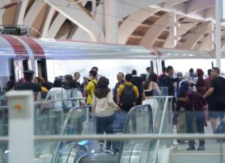 Jumlah penumpang kereta api laju Indonesia tidak capai sasaran