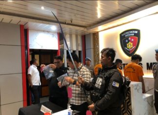 Polis cedera ditikam cuba lerai pergaduhan geng motor SL dan Warung Nenek