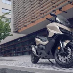 Honda Forza 750_2