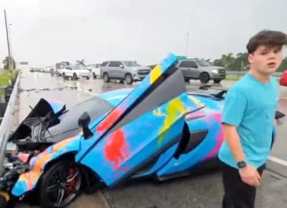 Pandu sambil tengok phone, YouTuber terbabit kemalangan dalam McLaren 570S