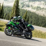 Kawasaki Ninja 1000SX (2025)5.jpg