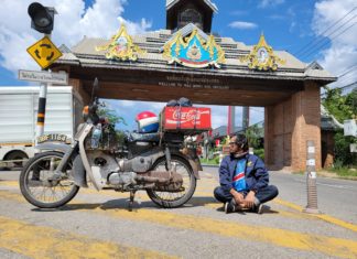 Tunai impian kembara ke Thailand, pemuda ini ride Honda C86 sejauh 5,500km