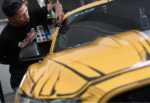 Zameer Pentbrush contengan anime cetus tren dalam kalangan pemilik kereta